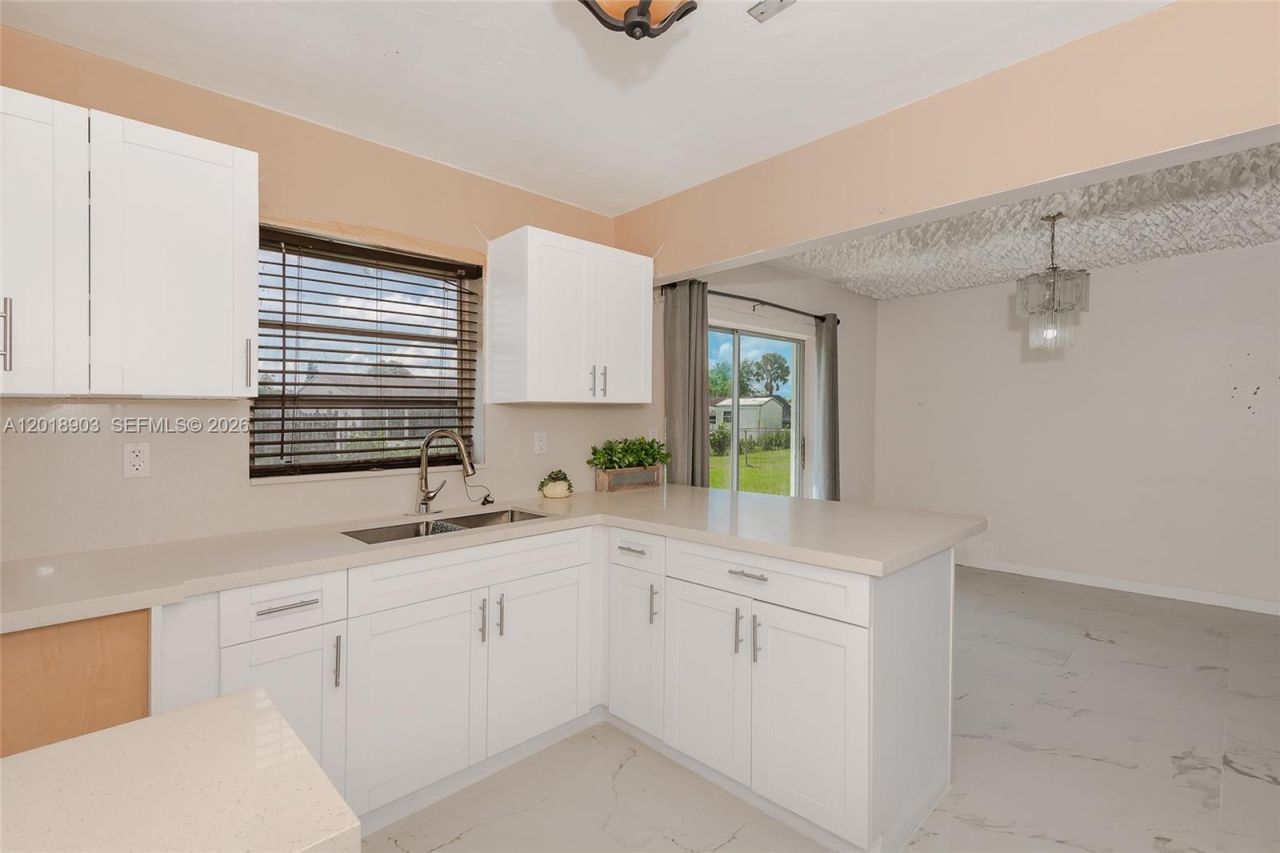 14405 SW 105th Ct, Miami, FL 33176 Photo