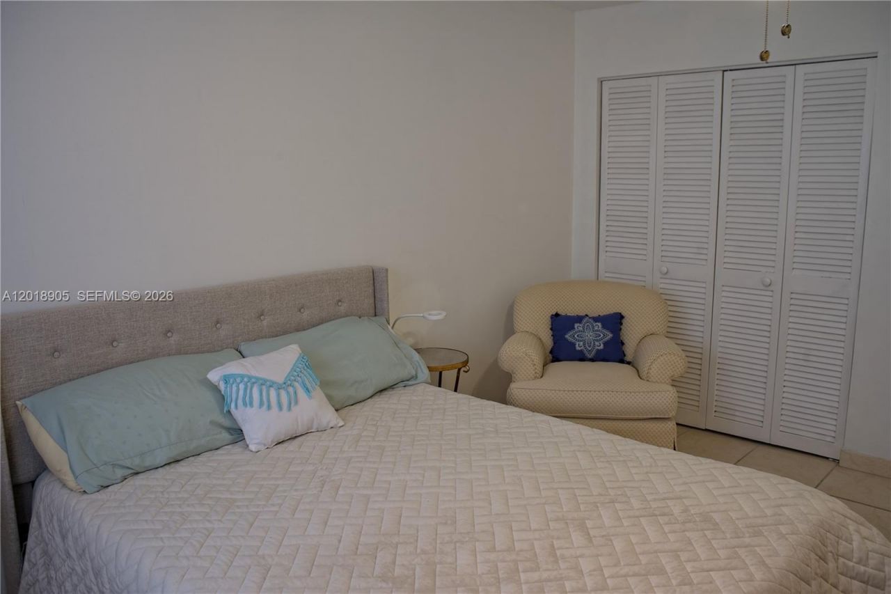 5300 Washington St , Unit F215, Hollywood, FL 33021 Photo