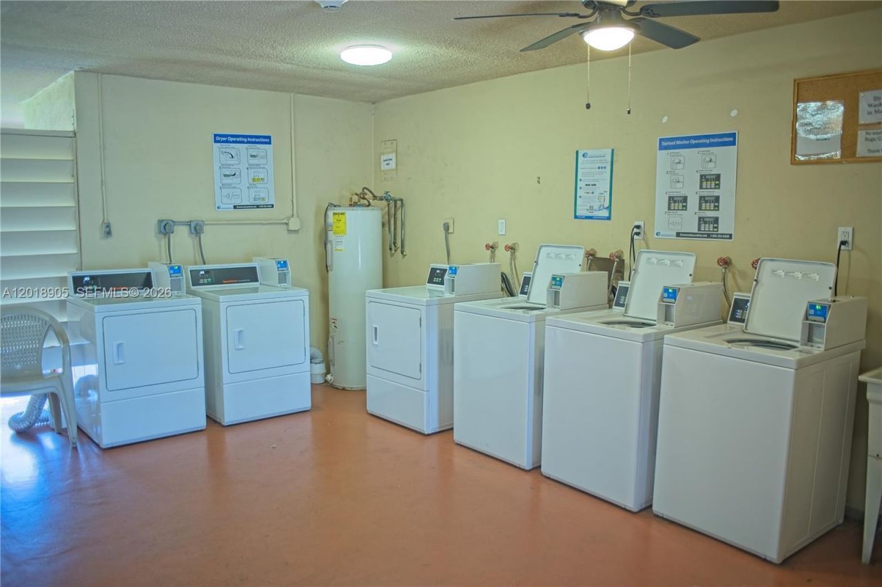 5300 Washington St , Unit F215, Hollywood, FL 33021 Photo