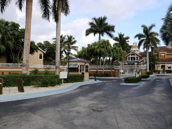 15640 SW 106th Ln, Unit 903, Miami, FL 33196