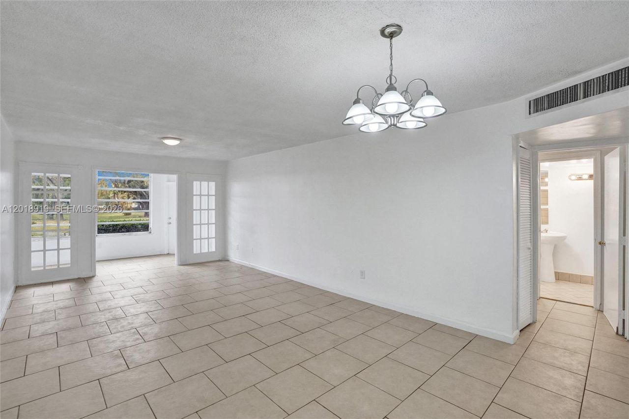 1601 NE 191 St, Unit B112, Miami, FL 33179 Photo