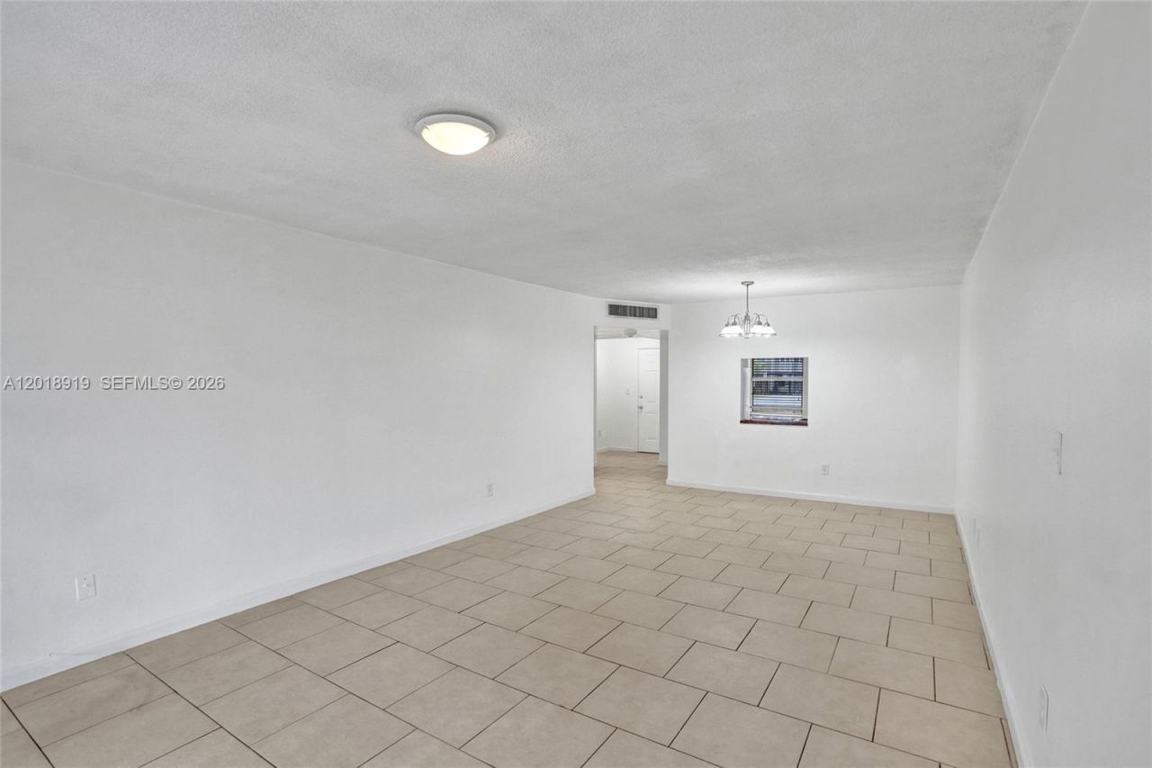1601 NE 191 St, Unit B112, Miami, FL 33179 Photo
