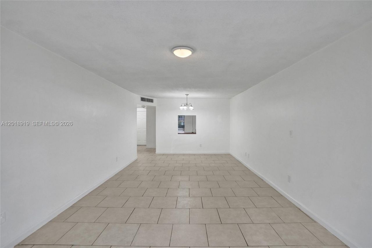 1601 NE 191 St, Unit B112, Miami, FL 33179 Photo