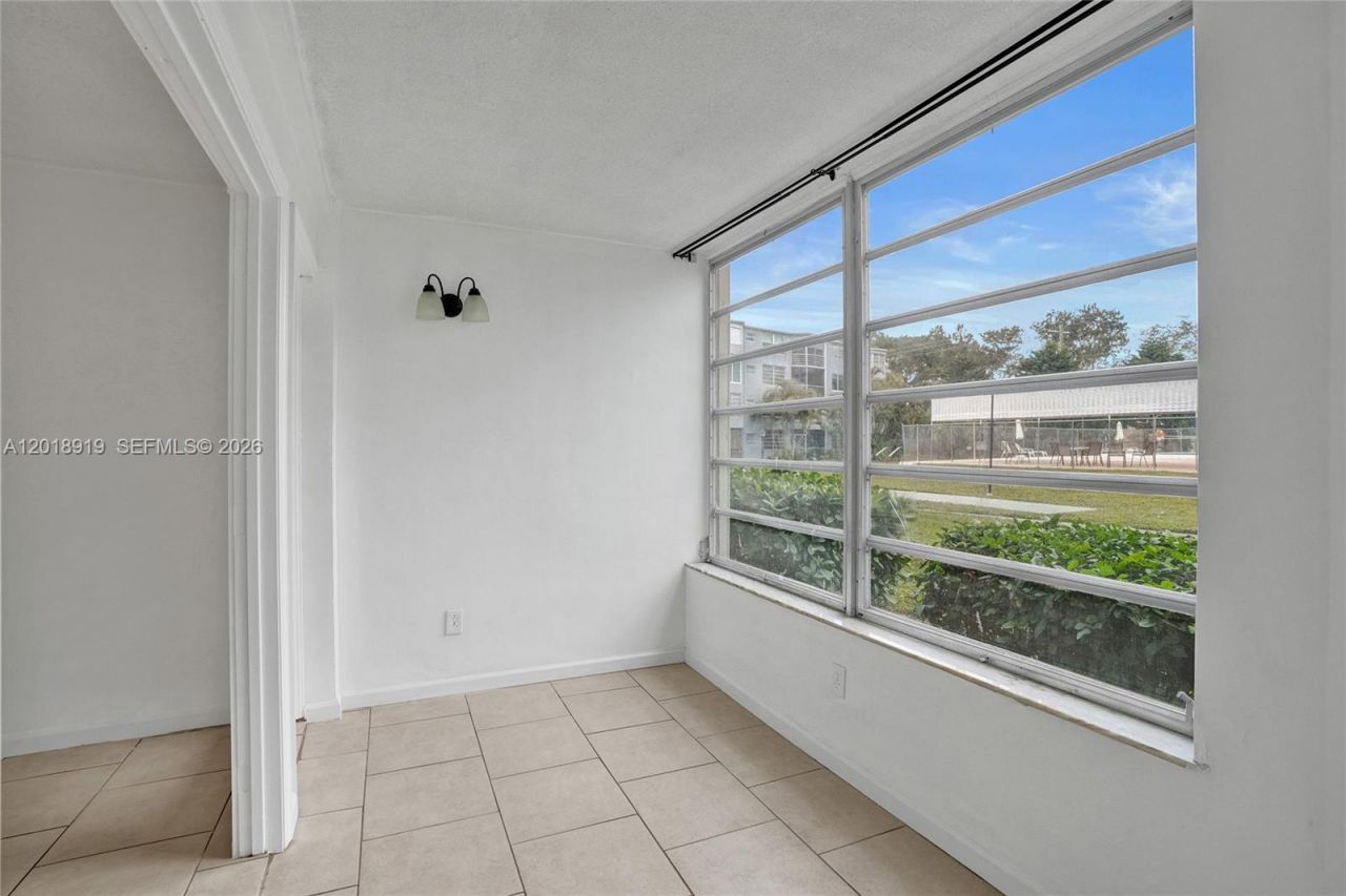 1601 NE 191 St, Unit B112, Miami, FL 33179 Photo