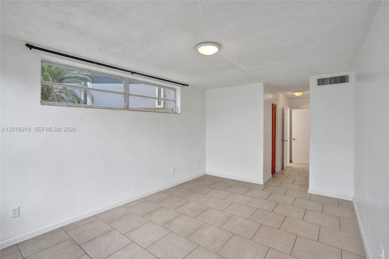1601 NE 191 St, Unit B112, Miami, FL 33179 Photo