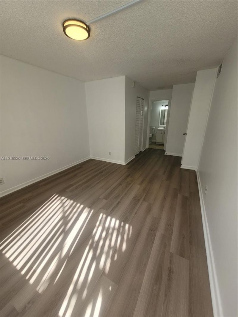 10773 Cleary Blvd , Unit 203, Plantation, FL 33324 Photo