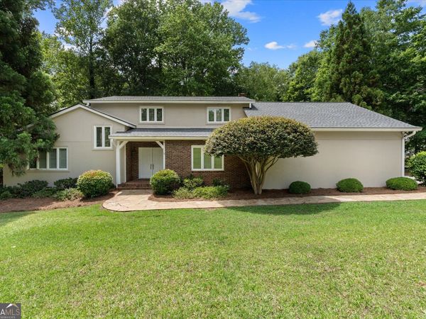 136 S Ole Hickory Trail, Carrollton, GA 30117