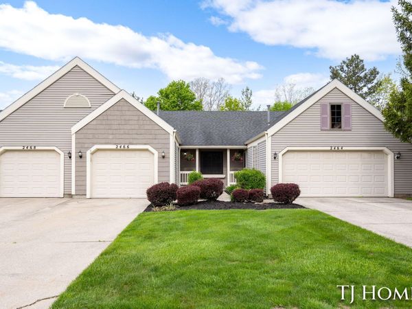 2466 Bridgeport Lane SE, Unit 35, Grand Rapids, MI 49508