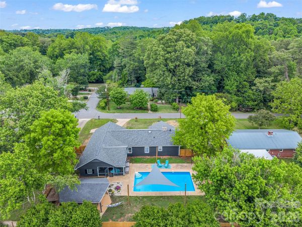 163 Tanner Street , Rutherfordton, NC 28193