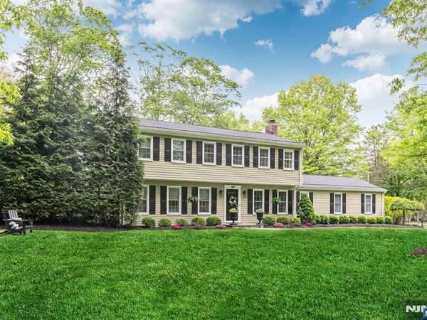 442 New York Avenue, WYCKOFF, NJ 07481