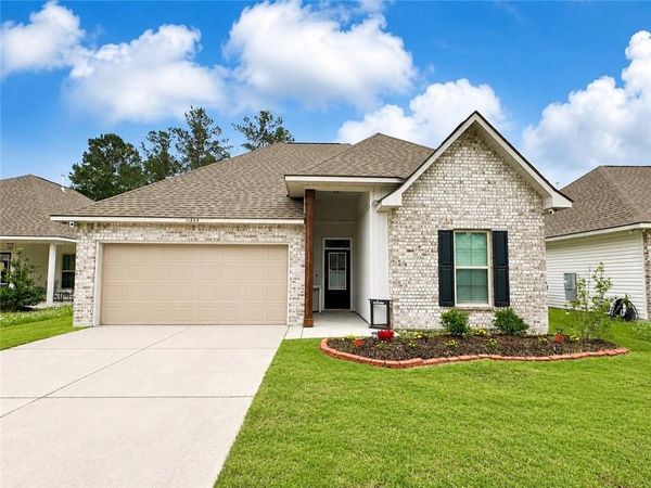 11268 CLOVER KNOLL Drive , Covington, LA 70433