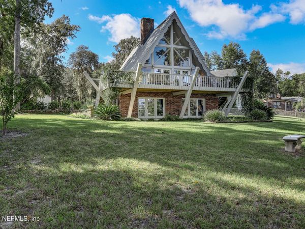 1099 LAKE ASBURY Drive, Green Cove Springs, FL 32043