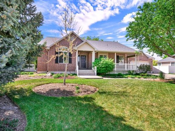 1397 W 2275 S, Syracuse, UT 84075