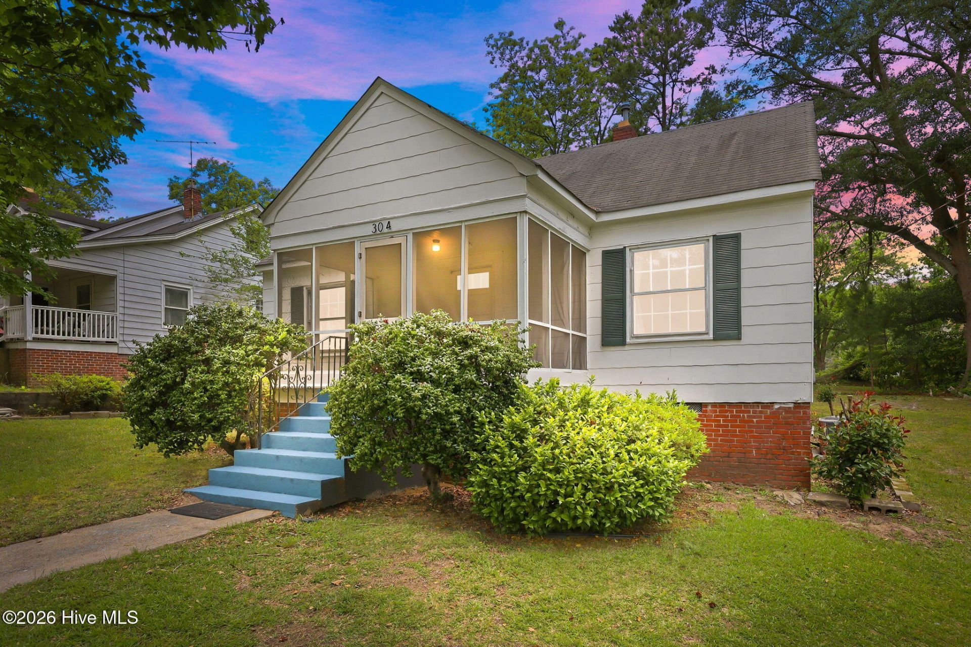 304 Halifax Street, Williamston, NC 27892 Main Photo