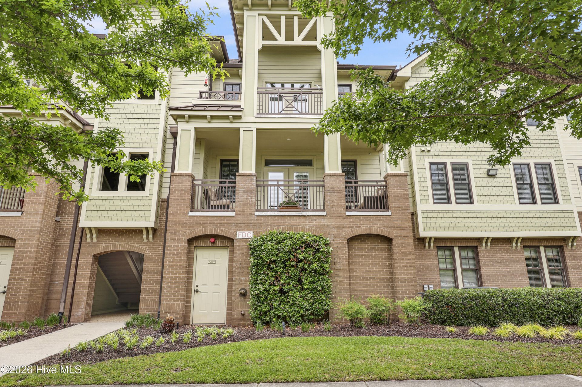 561 Garden Terrace Drive, Unit 204, Wilmington, NC 28405 Main Photo