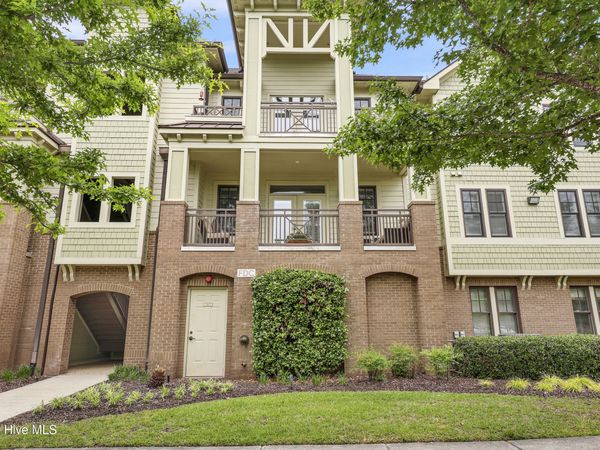 561 Garden Terrace Drive, Unit 204, Wilmington, NC 28405