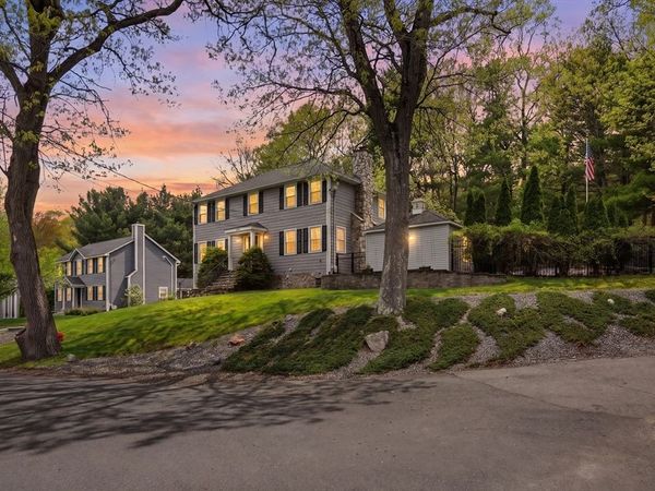 6 Packard Street, Woburn, MA 01801