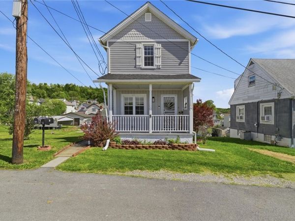 8 Eggers Avenue, Belle Vernon, PA 15012