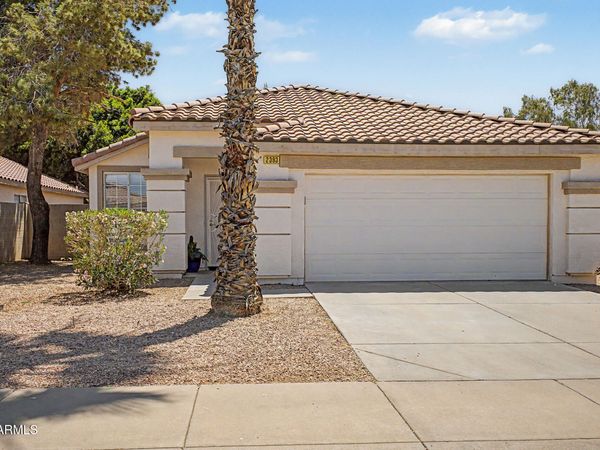 2393 E SPRINGFIELD Place, Chandler, AZ 85286