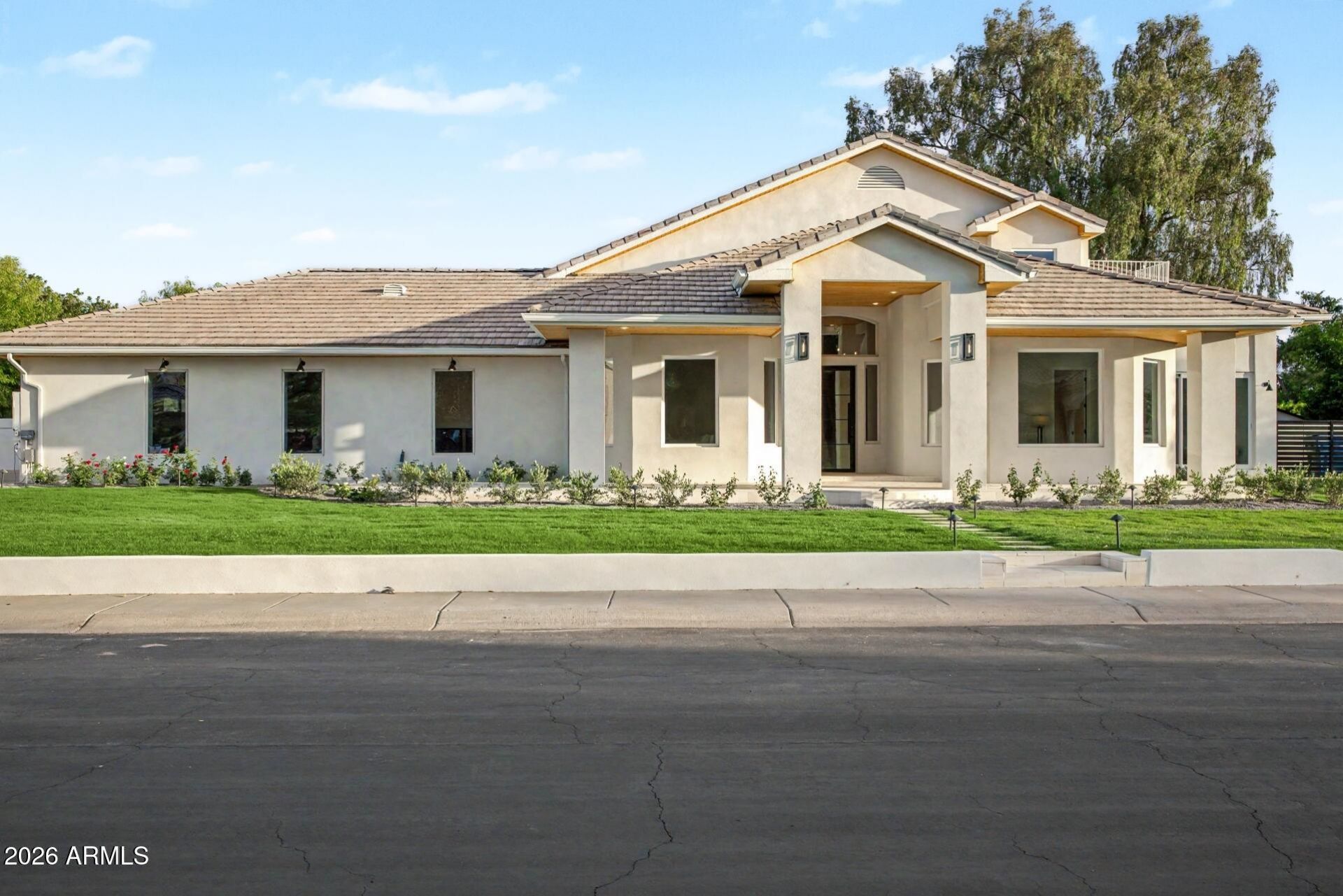 1321 W Gardenia Avenue, Phoenix, AZ 85021 Main Photo
