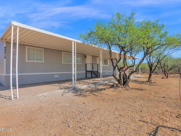 44015 N 12TH Street, New River, AZ 85087