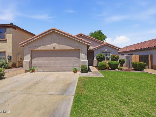 1086 E ARABIAN Drive, Gilbert, AZ 85296