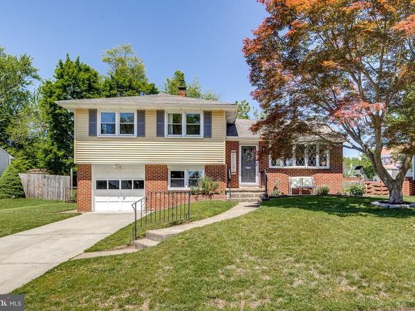 112 N VALLEYBROOK ROAD, CHERRY HILL, NJ 08034