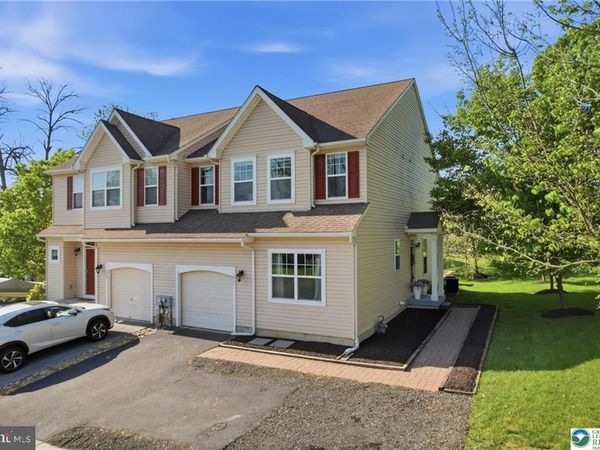 321 E 3RD STREET , AVONDALE, PA 19311
