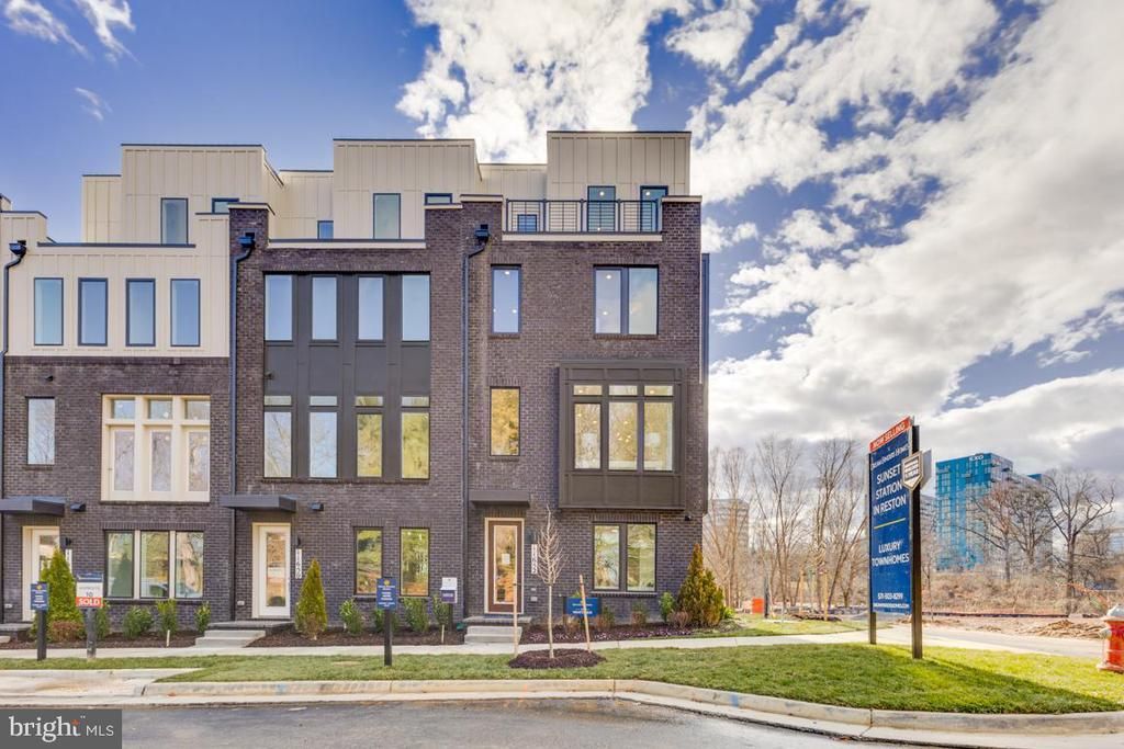 11630 American Dream Way , Reston, VA 20190 Main Photo