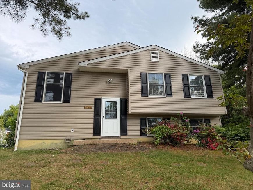 6554 Macbeth Way, Sykesville, MD 21784 Main Photo