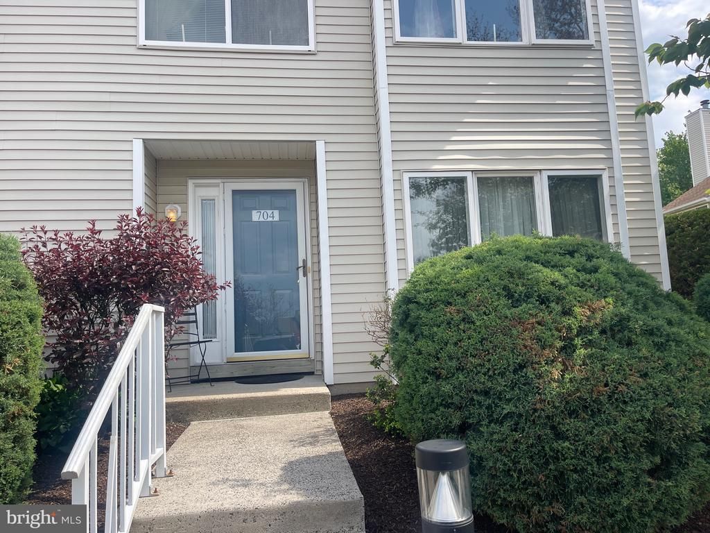 704 KARENS COURT, NORTH WALES, PA 19454