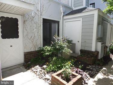 1750 OAKWOOD TERRACE, Unit 8F, PENN VALLEY, PA 19072