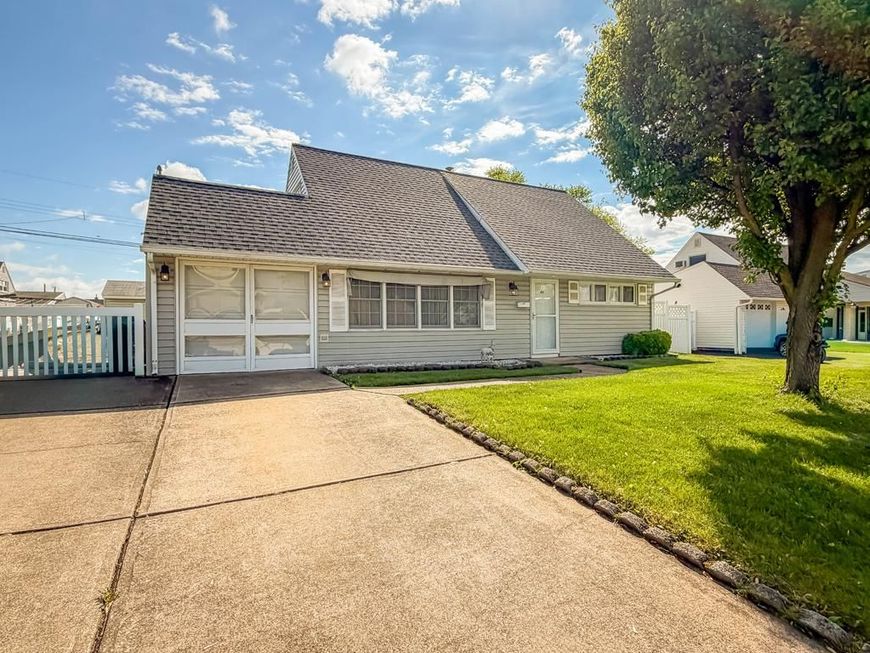 44 Cotton Road , Levittown, PA 19057 Main Photo
