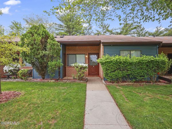 220 Medford Court, Unit C, Manalapan, NJ 07726