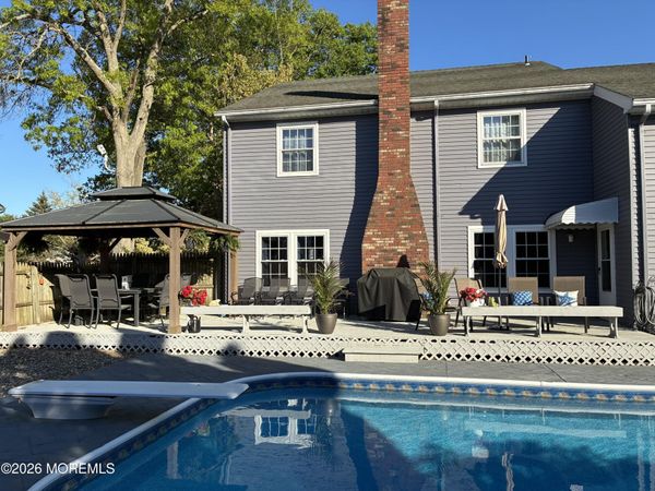 4 Tanglewood Drive, Barnegat, NJ 08005