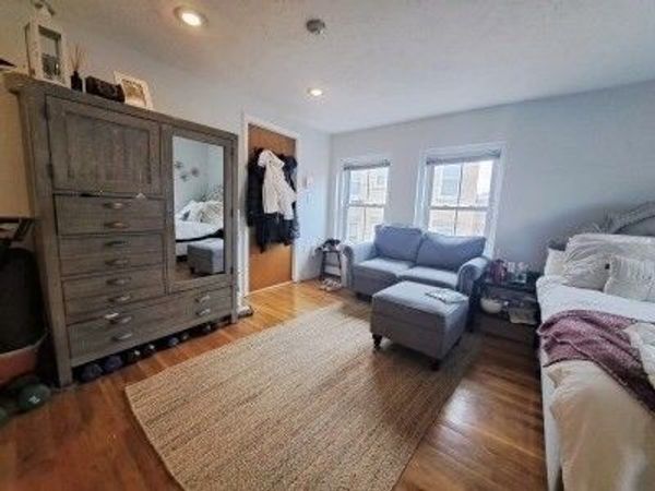 21 Moon Street, Unit 11, Boston, MA 02113