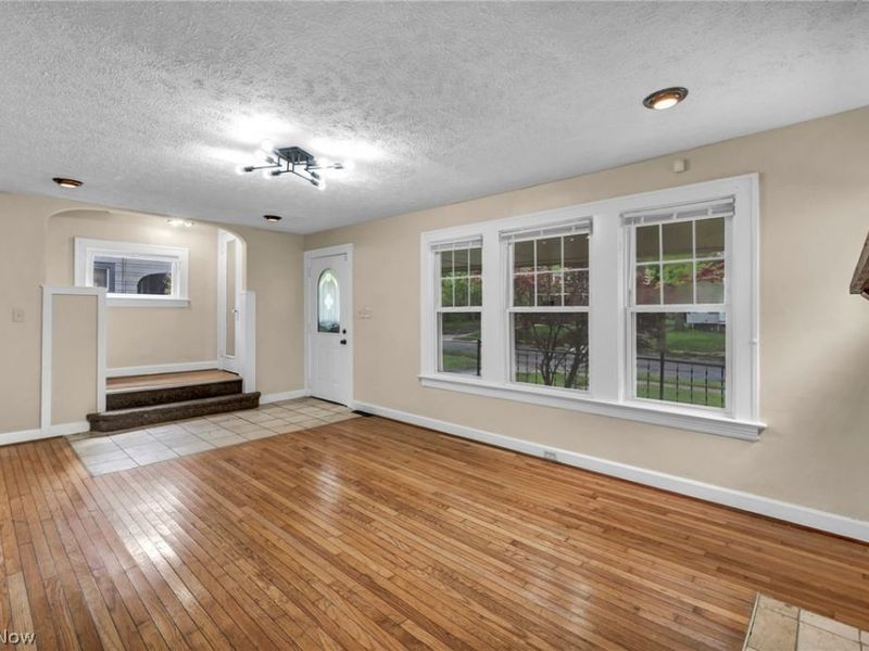 3333 Beechwood Avenue , Cleveland Heights, OH 44118 Photo 8