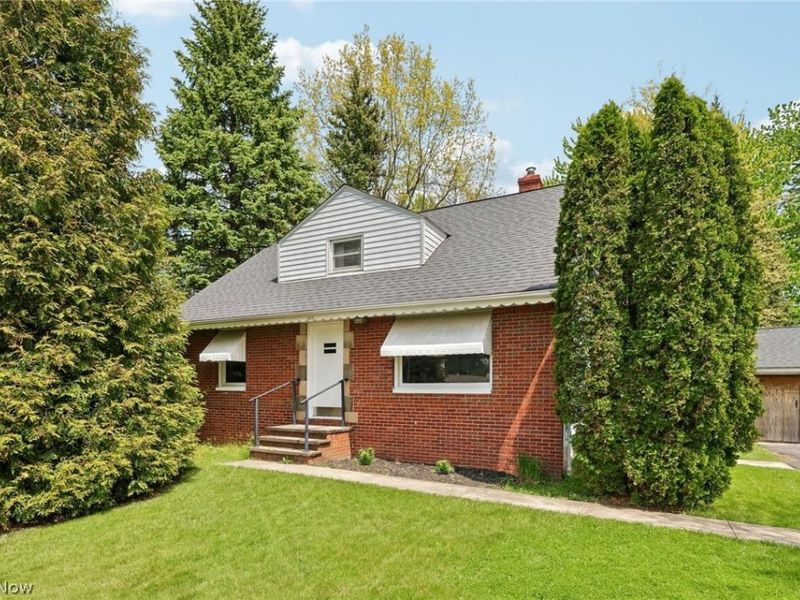 469 Richmond Road , Richmond Heights, OH 44143 Photo 1