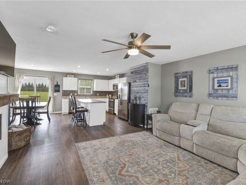 5309 Miller Street , Barberton, OH 44203 Photo 3