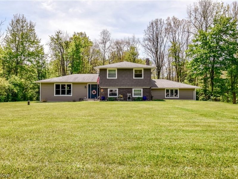 14552 Russell Lane, Novelty, OH 44072 Photo 1