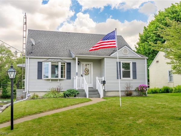 814 Lakeview Avenue NW, Canton, OH 44708