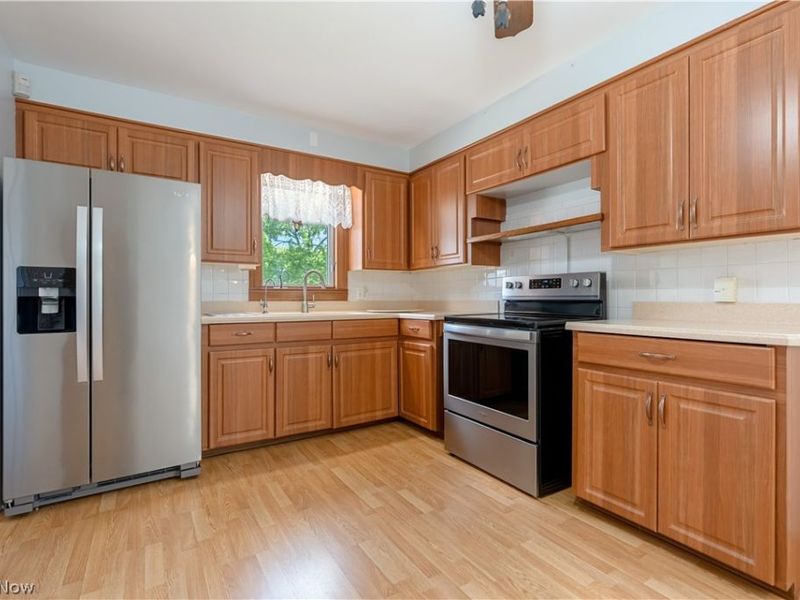 814 Lakeview Avenue NW, Canton, OH 44708 Photo 10