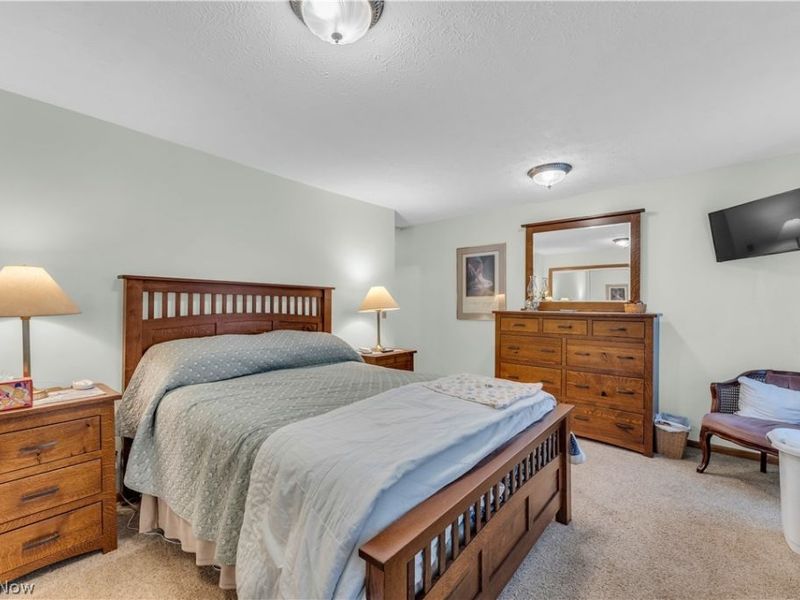 5295 Broadway, Lorain, OH 44052 Photo 17