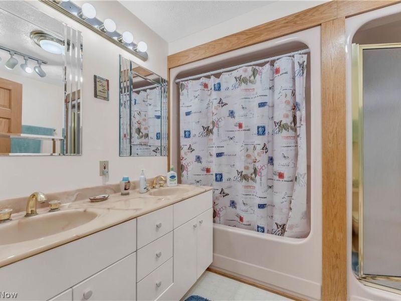 5295 Broadway, Lorain, OH 44052 Photo 18
