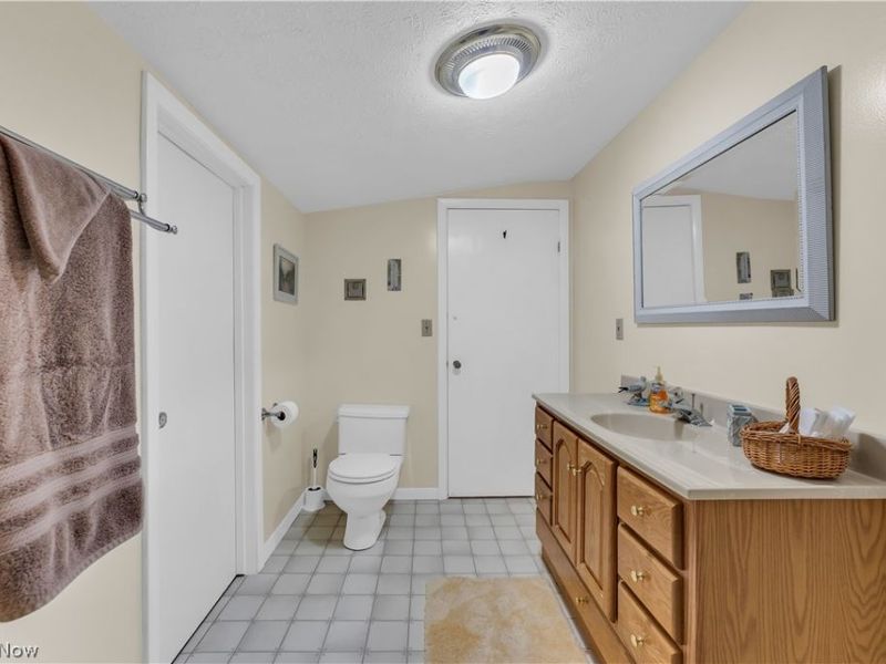 5295 Broadway, Lorain, OH 44052 Photo 23
