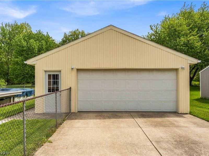 5295 Broadway, Lorain, OH 44052 Photo 31