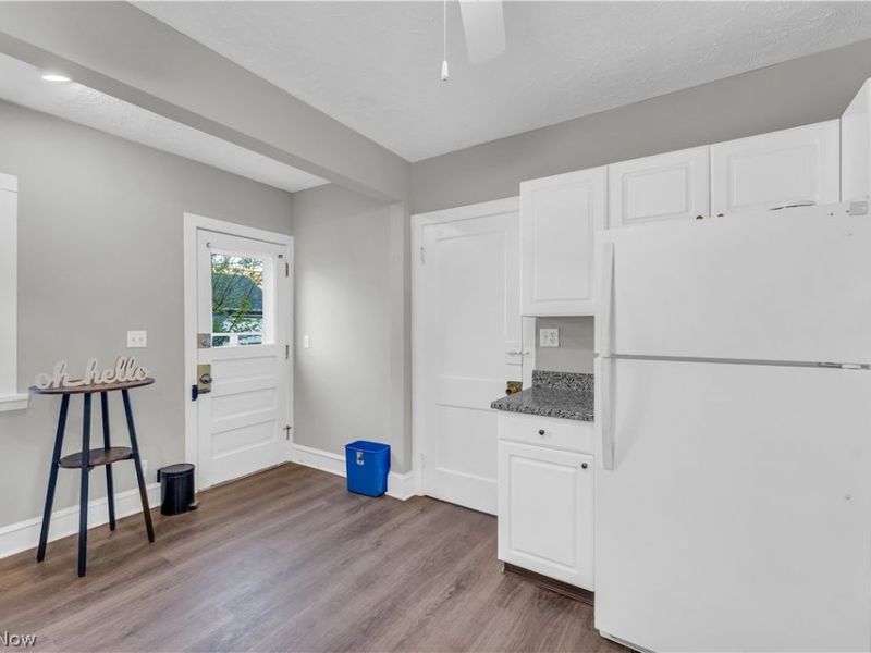 2141 Mckinley Avenue , Lakewood, OH 44107 Photo 14