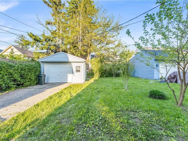 2141 Mckinley Avenue , Lakewood, OH 44107 Photo 19