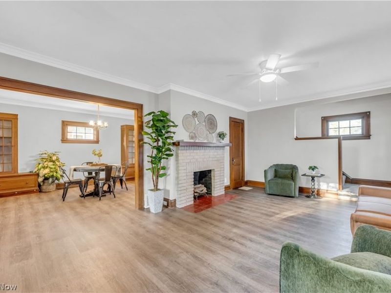 2141 Mckinley Avenue , Lakewood, OH 44107 Photo 6