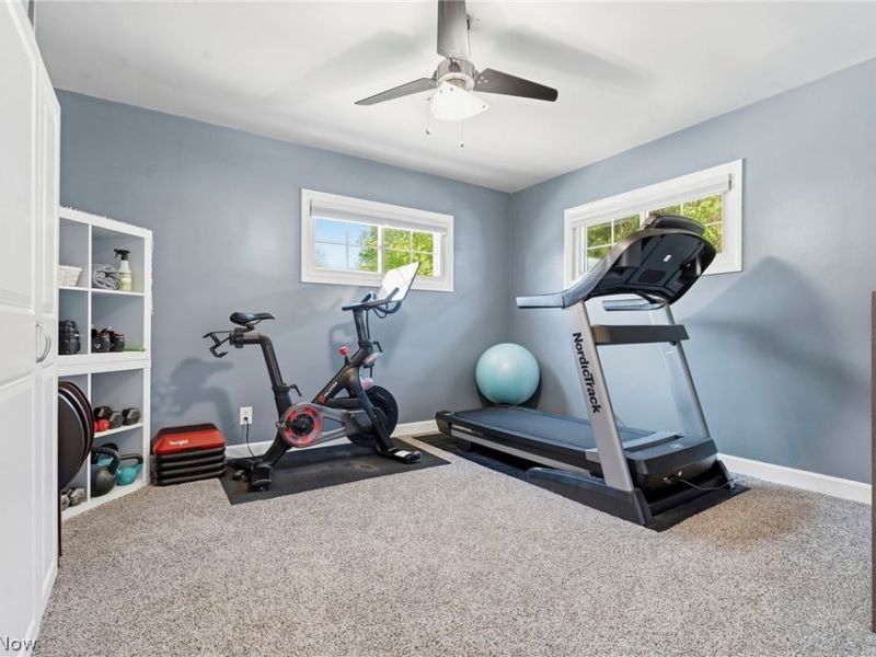 10930 Heltman Avenue NE, Alliance, OH 44601 Photo 18